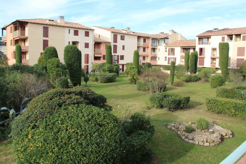 A vendre appartement vue dégagée à Sainte Maxime