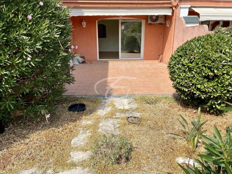 Appartement avec terrasse et jardin à Ste Maxime à vendre