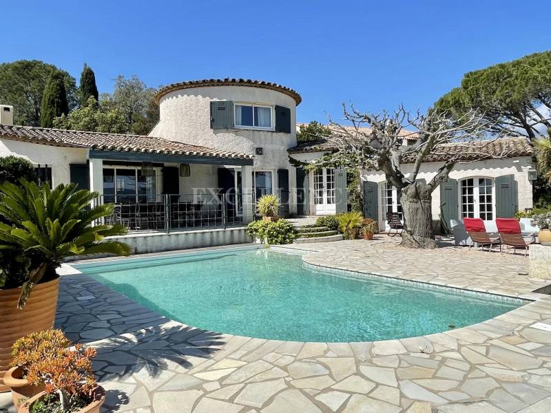 Villa vue mer Sainte maxime à la vente